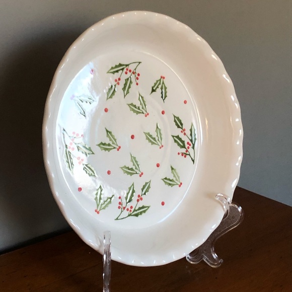 80’s Vintage Holly Leaf Country Pie Plate - Picture 2 of 13